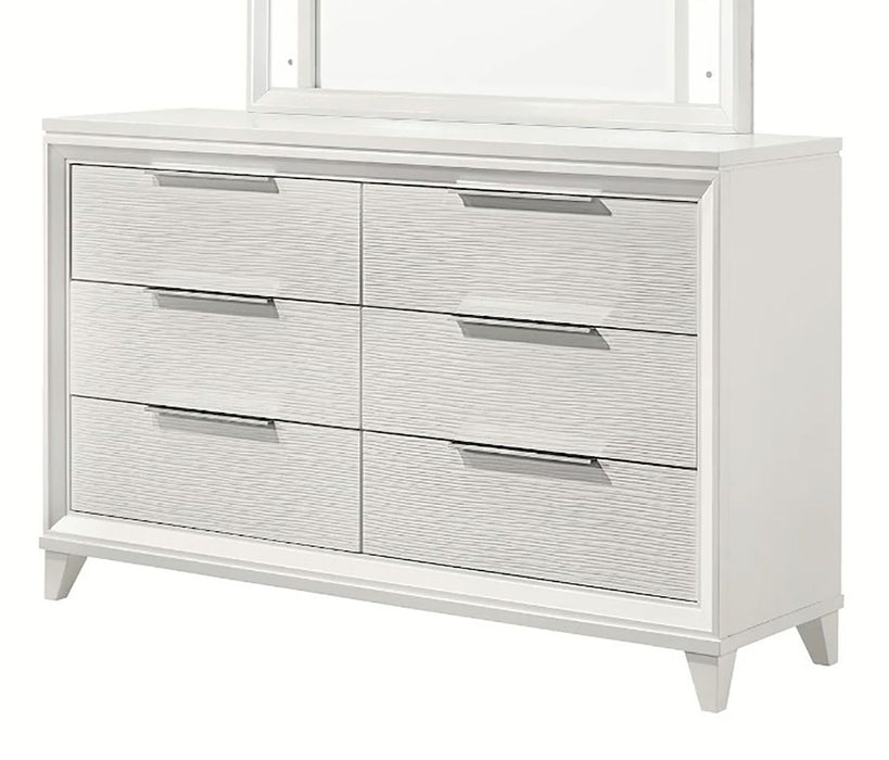 Crown Mark Furniture Cressida 6 Drawer Dresser in White image